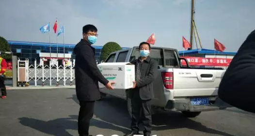 教體新區(qū)熱心捐贈(zèng)口罩，萬焱建設(shè)定不負(fù)工期！